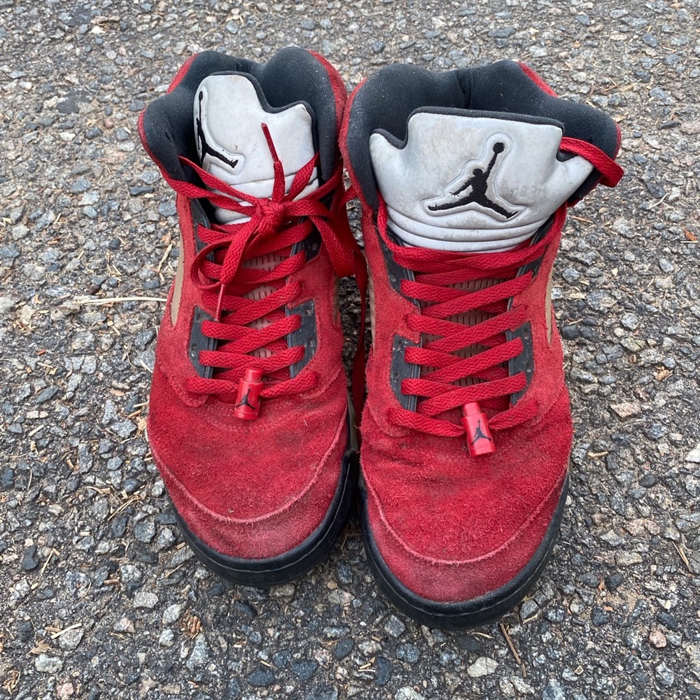 Jordan 5 Retro Raging Bull
